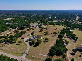 721 Kreutzberg Rd, Boerne, TX 78006