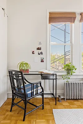 Sold by Compass | media 7
