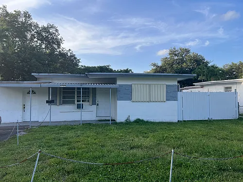 5709 Arthur St Photo 1