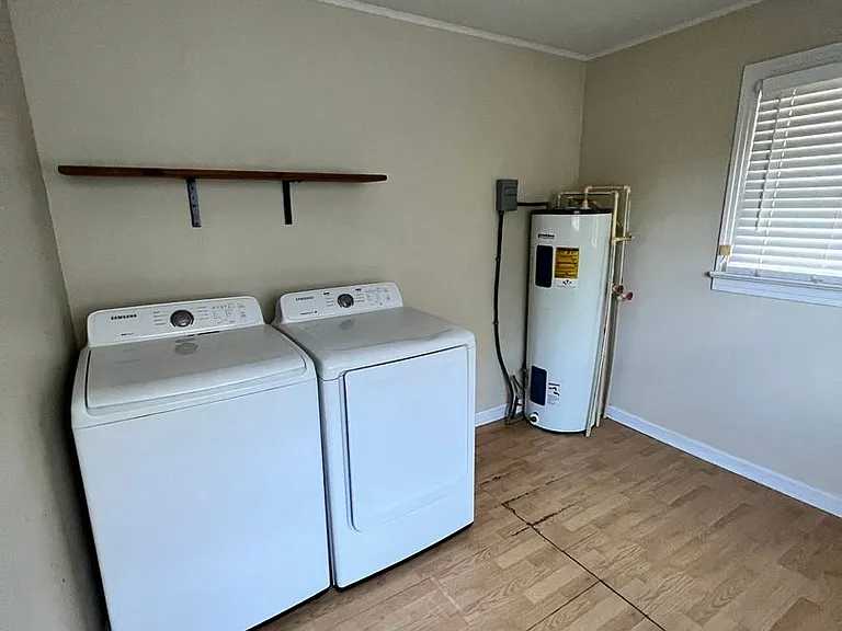 8906 Lee Road 146 — Photo 10