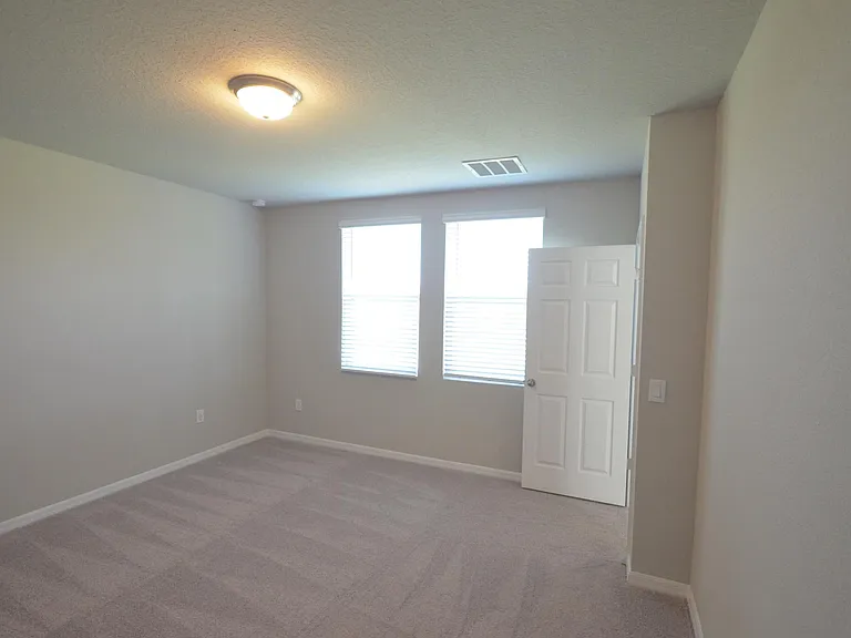 832 Rivers Crossing St — Photo 13