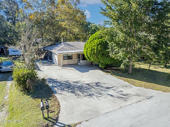 4th image of 428 MAGNOLIA Drive