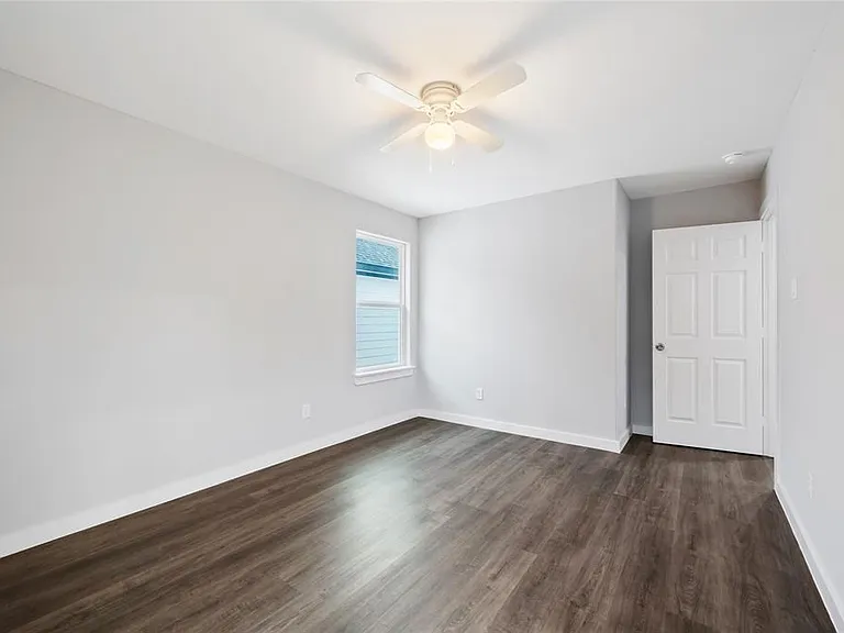 8215 Crestview Dr #A — Photo 19