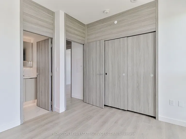 75 Billes Hts #1502 — Photo 17