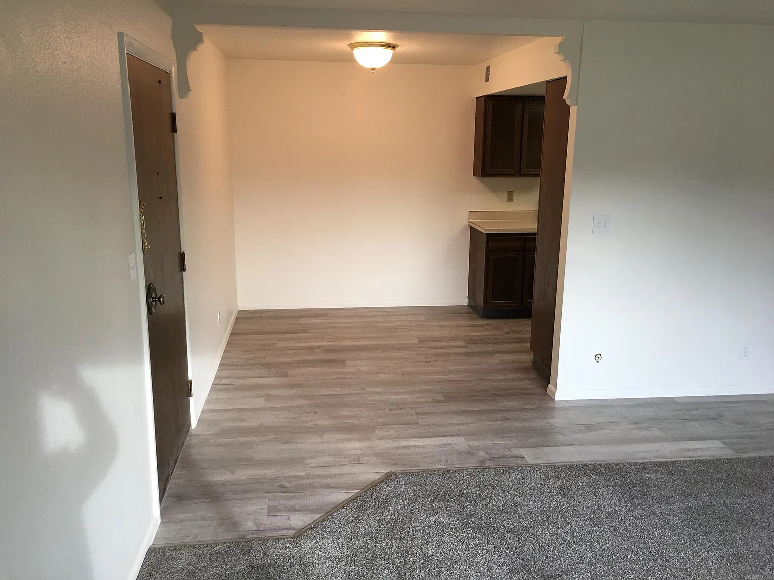 2 bed, 800 sqft, $800 — Photo 4