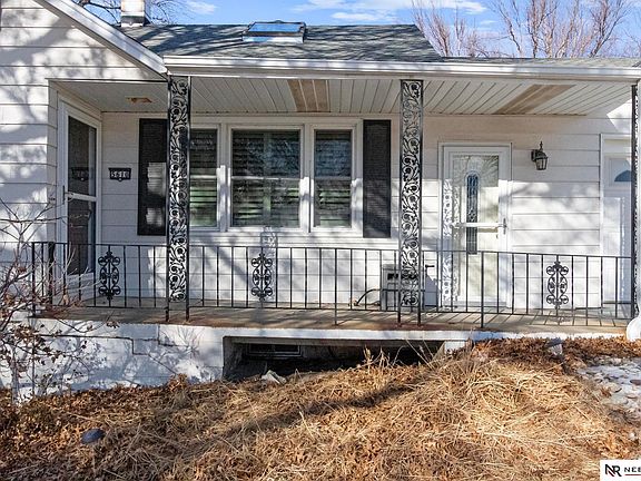 3rd image of 5610 R St