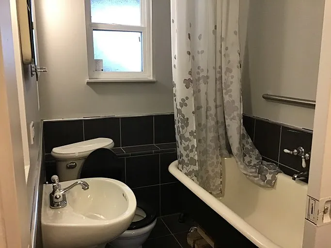 467 Dixon St #1A — Photo 5