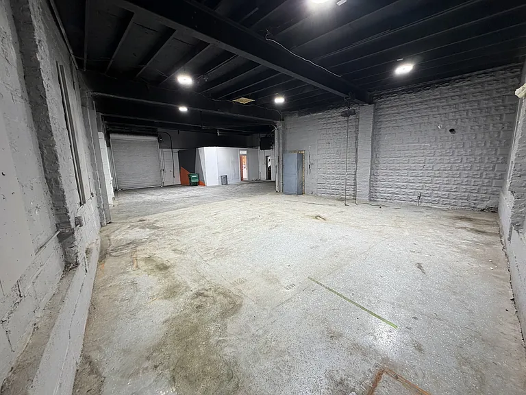 1160 Homestead St #1 — Photo 20