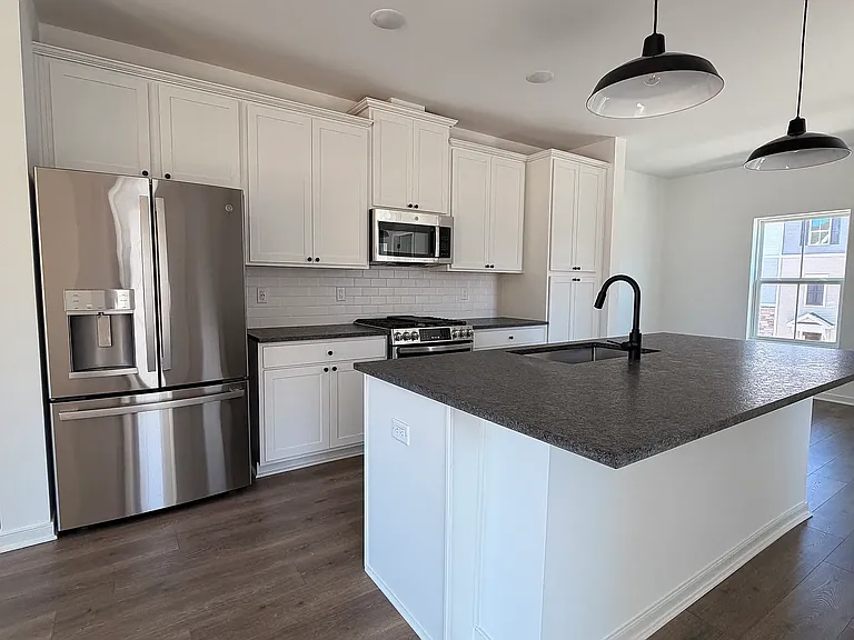 0 Silverbell Ave — Photo 5