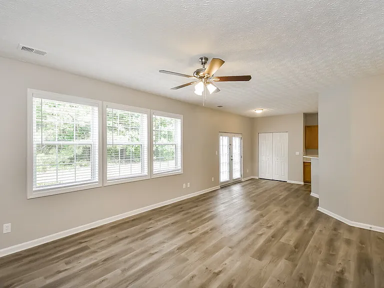 7050 Silver Bend Overlook — Photo 5