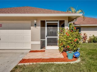 2211 NE 5th Ter, Cape Coral, FL 33909