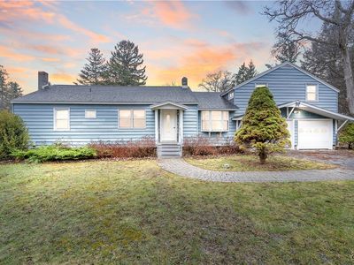 6817 Loucks Rd, East Syracuse, NY, 13057