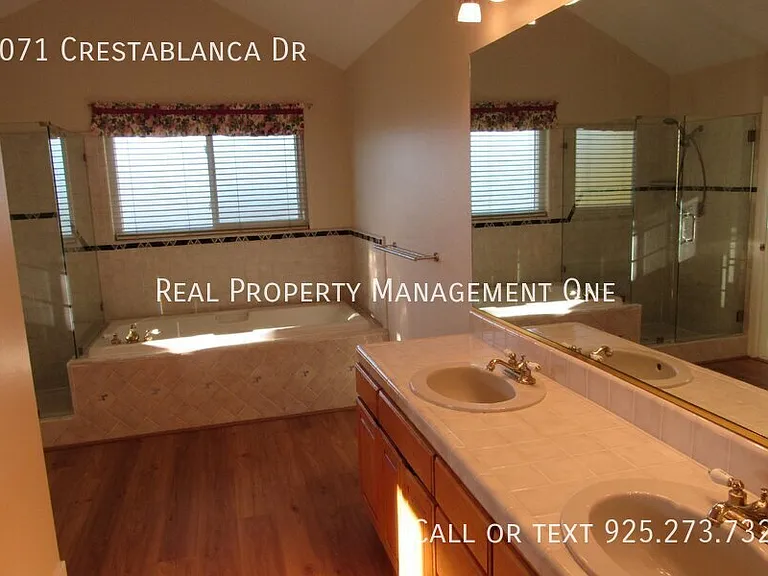 3071 Crestablanca Dr — Photo 35