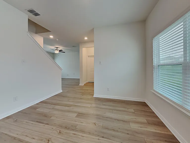 Spacious and bright living spa