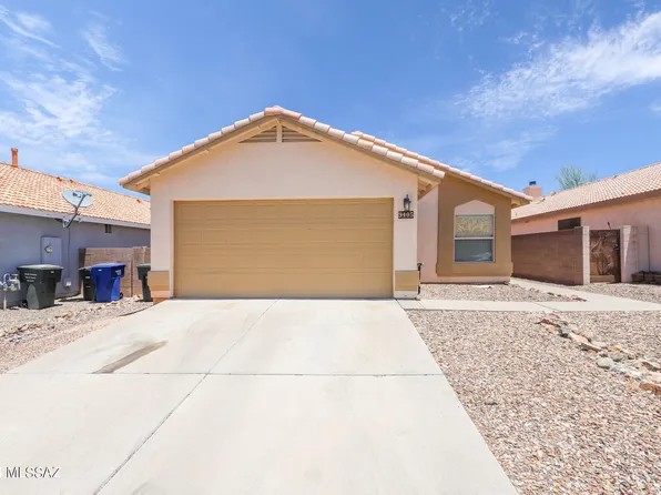 9405 E Yogo Sapphire Ln, Tucson, AZ 85747