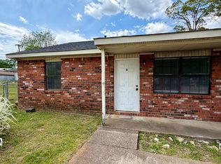907 Columbia Ave #A, Sheffield, AL 35660