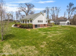 2229 Gibson Cir, Sevierville, TN 37876