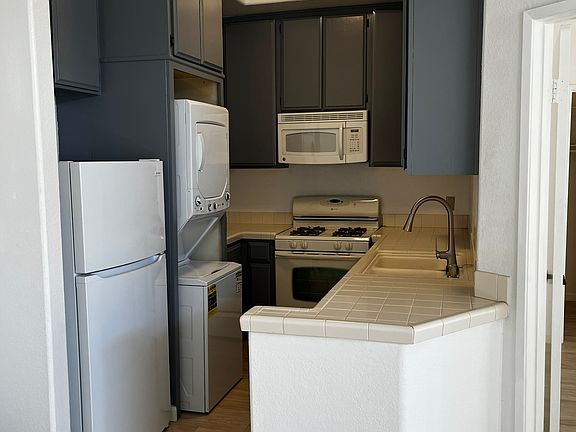 5th image of 6140 Monterey Rd