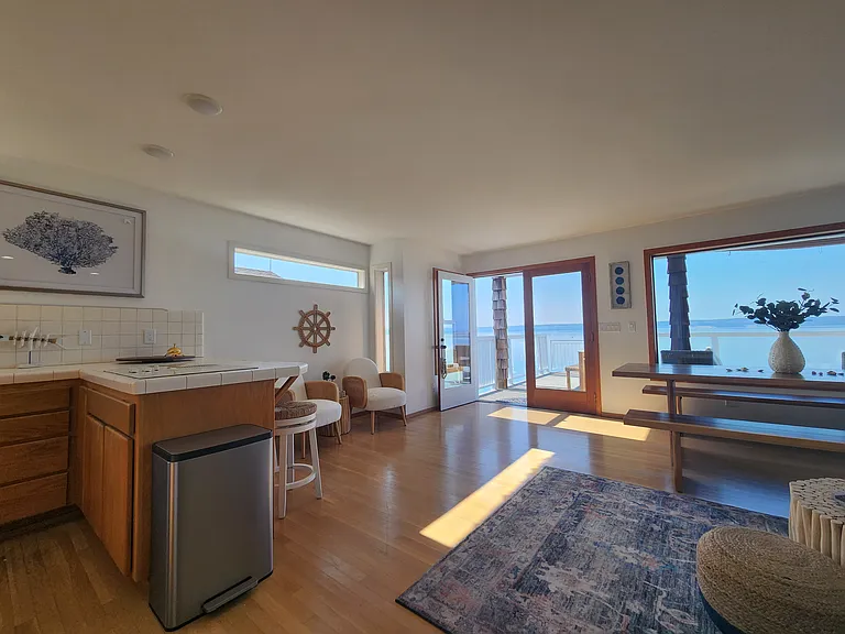 19118 Soundview Dr NW — Photo 45