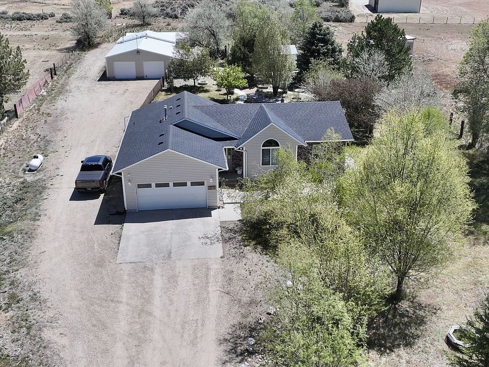 1st image of 140 Birchwood Dr