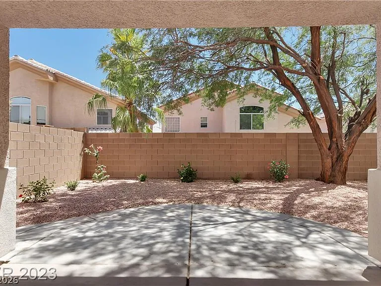 3816 Cape Royal St — Photo 40