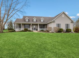 7513 Timber Trl, McHenry, IL 60050