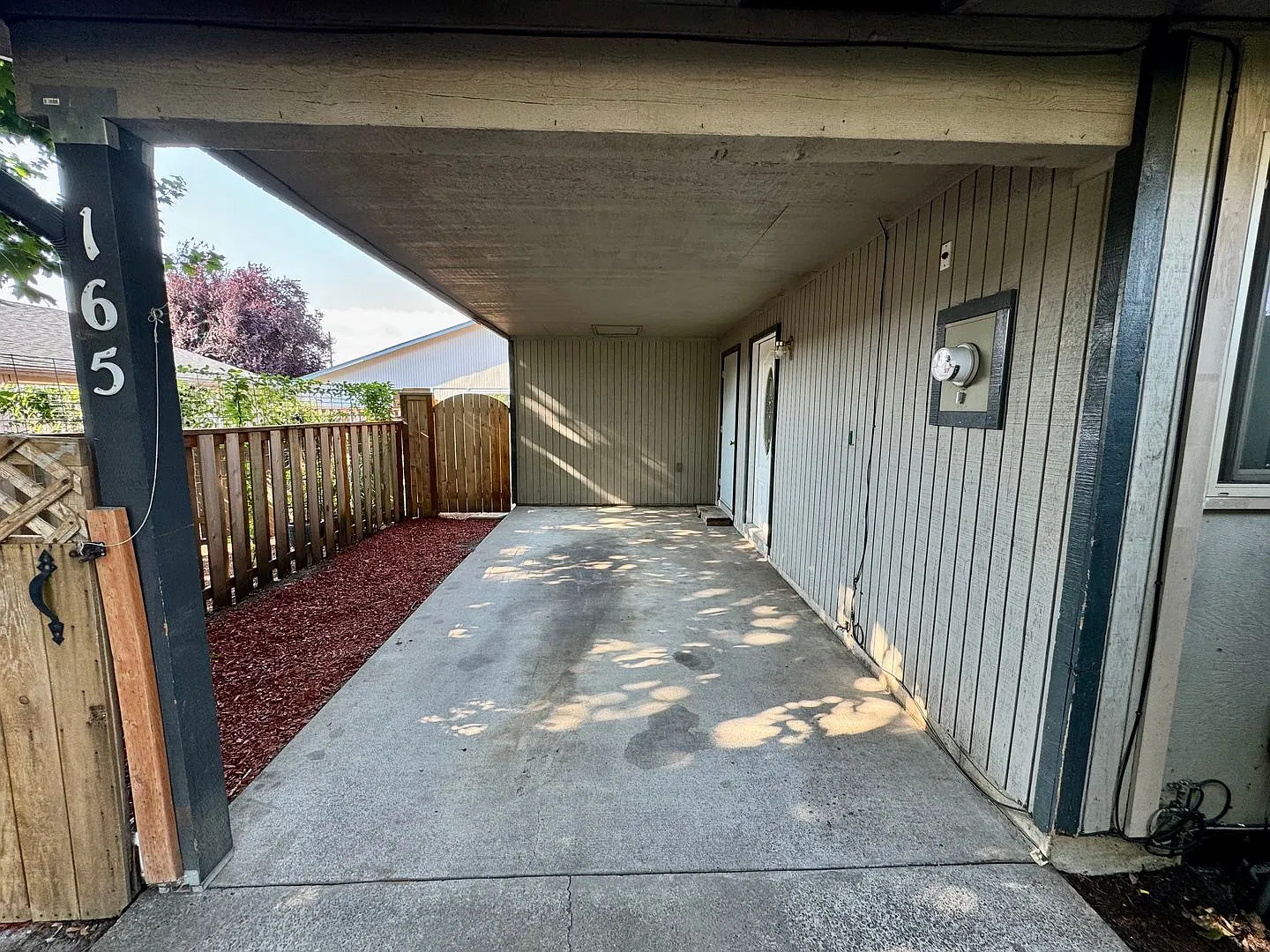 Pet Friendly Duplex In South Corvallis — Photo 3