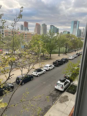 Rented by E Realty International Corp | media 18