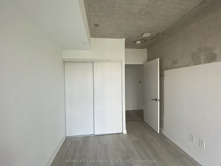 47 Mutual St #904 — Photo 13