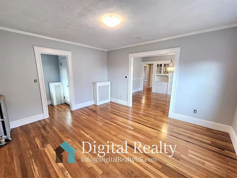 98 Irving St — Photo 6