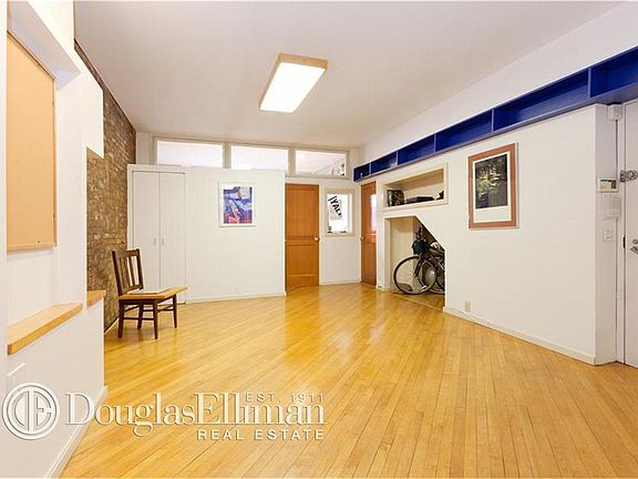 5th image of 275 Water St Floor 23