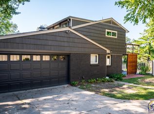 4930 SW West Hills Dr, Topeka, KS 66606