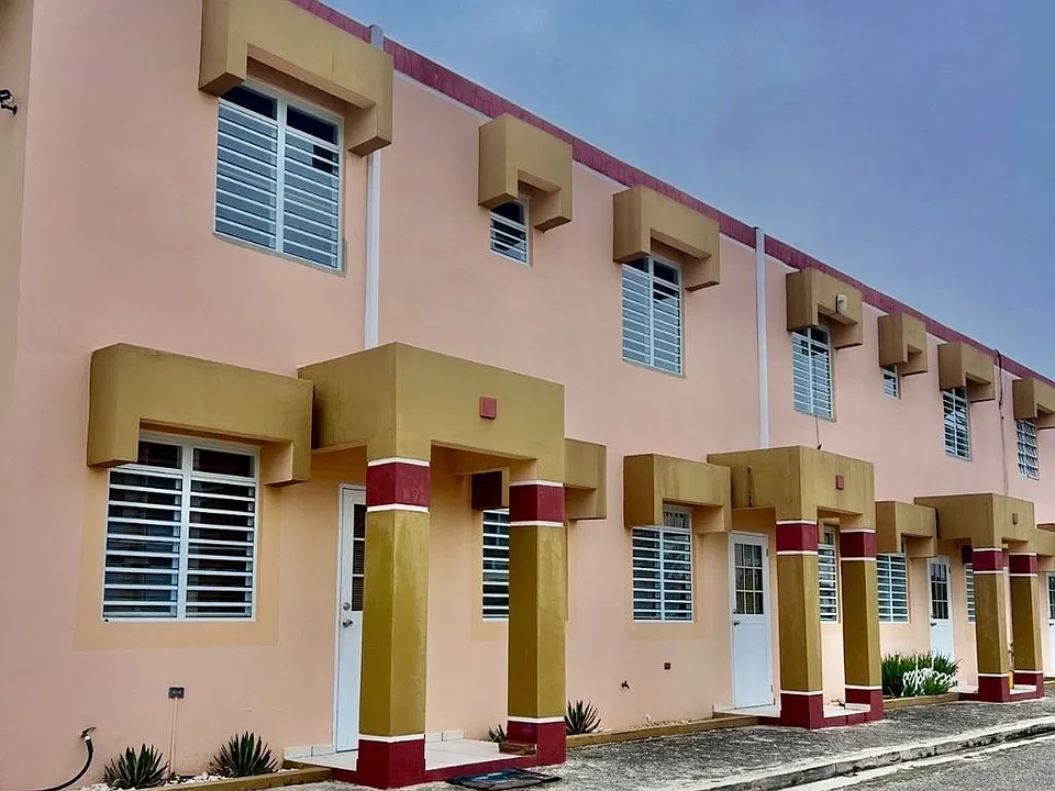 Carr 115 KM 11.0 Condo del Sol #2