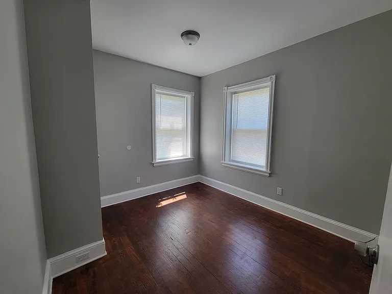 240 Philadelphia Pike — Photo 5