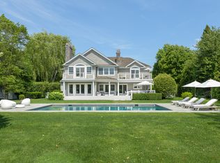 10 Whispering Fields Ct, Water Mill, NY 11976