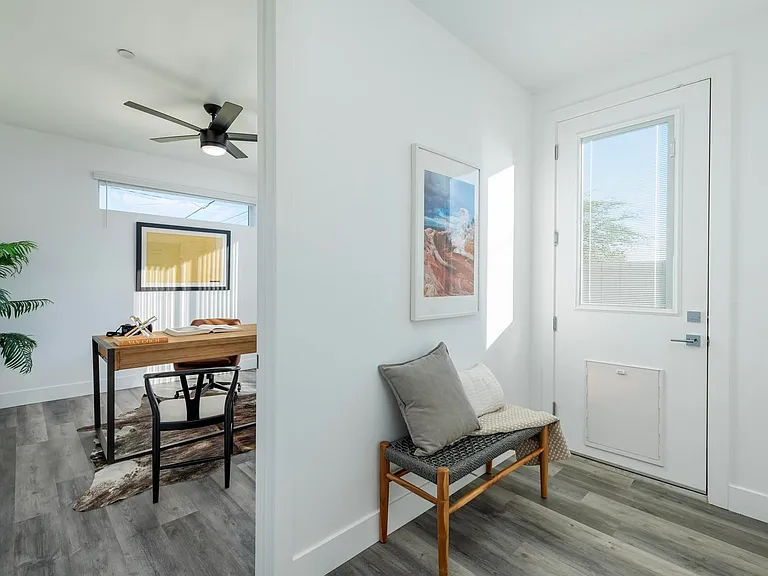 1349 W Osborn Rd #4 — Photo 12