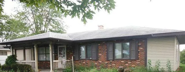 4201 Standish Dr photo 1