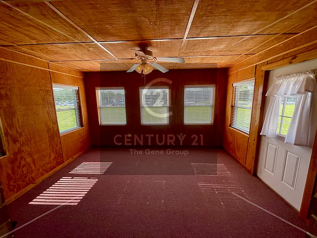 323 Westview Dr — Photo 15