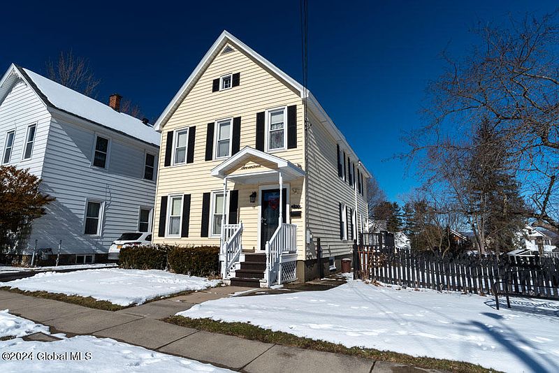 3rd image of 17 Cady Street