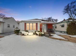 24821 Lambrecht Ave, Eastpointe, MI 48021