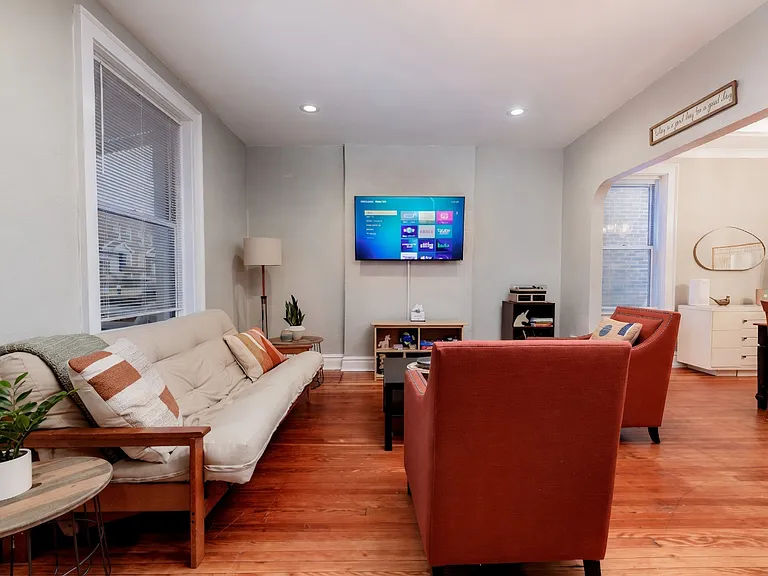 3960 Tholozan Ave — Photo 5