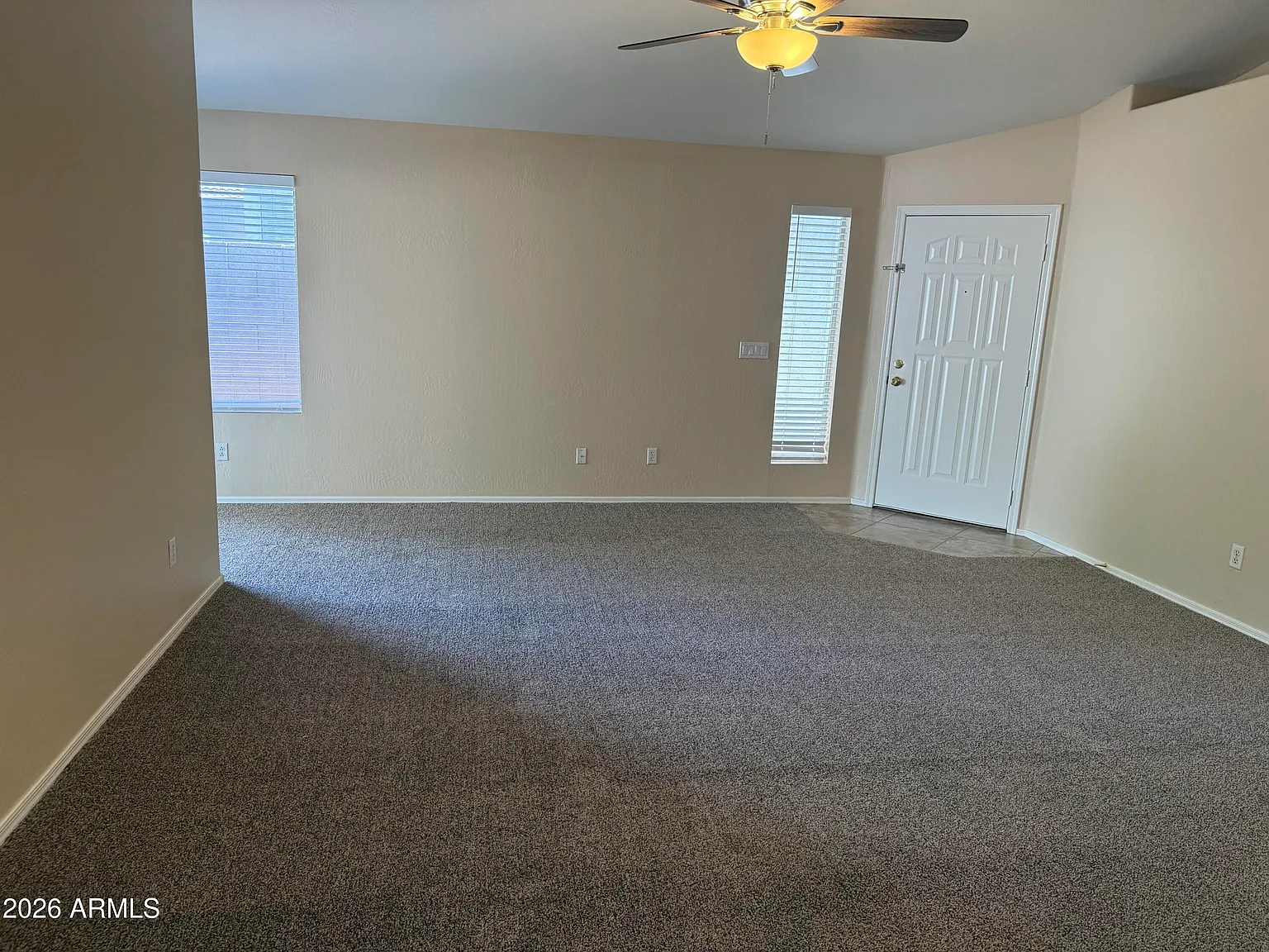4 bed, 2.0 bath, 1370 sqft, $2,300 — Photo 3