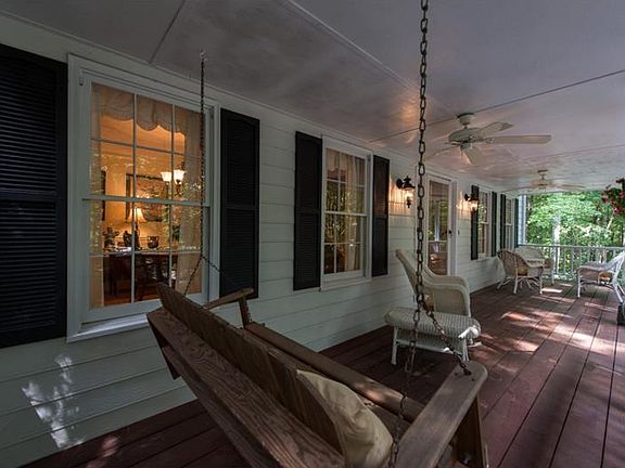 4th image of 150 Felton Ct