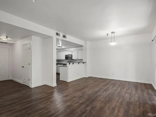 2575 S Syracuse Way #H206, Denver, CO 80231