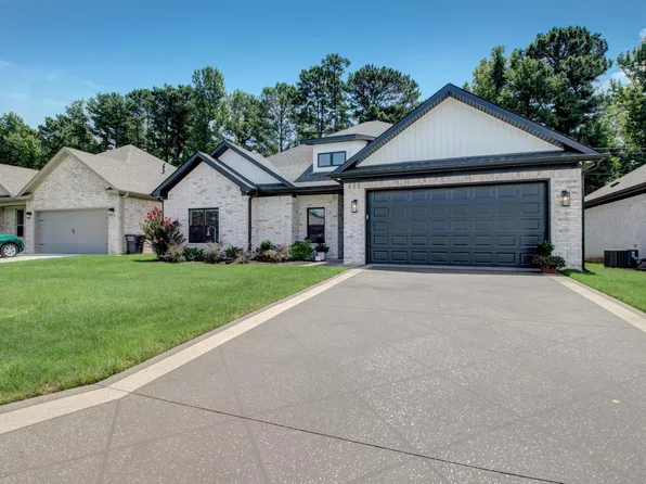 3 Woodhaven Ct, Jacksonville, AR 72076