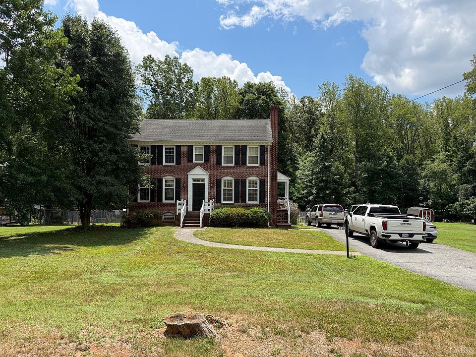 1st image of 219 Shady Oak Dr