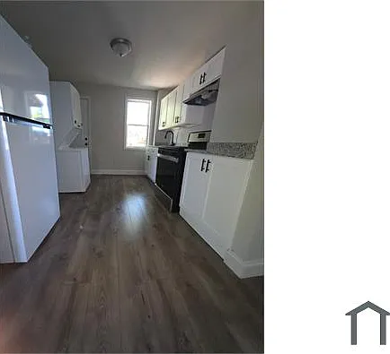 3 bed, 720 sqft, $1,599 — Photo 2