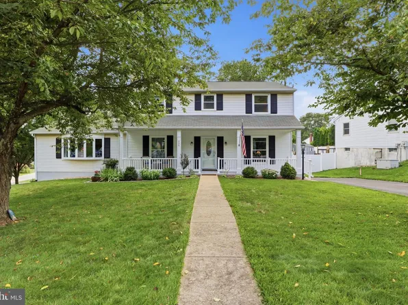 1 Minuteman Ct, New Freedom, PA 17349