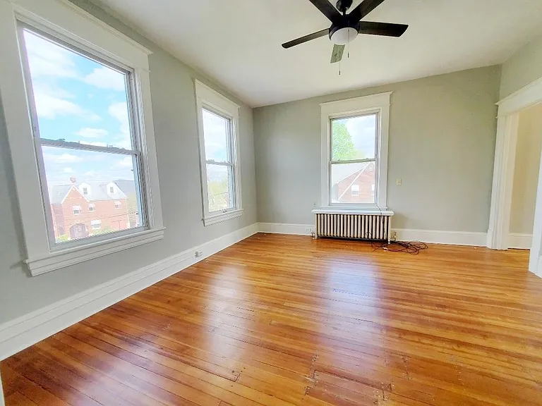 Shadylawn Ave NW — Photo 4
