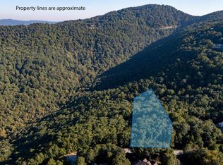 905 Mountain Summit Rd, Travelers Rest, SC 29690